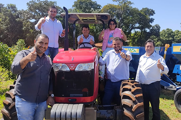 Mundo Novo recebe R$ 1 milhão de máquinas e equipamentos agrícolas