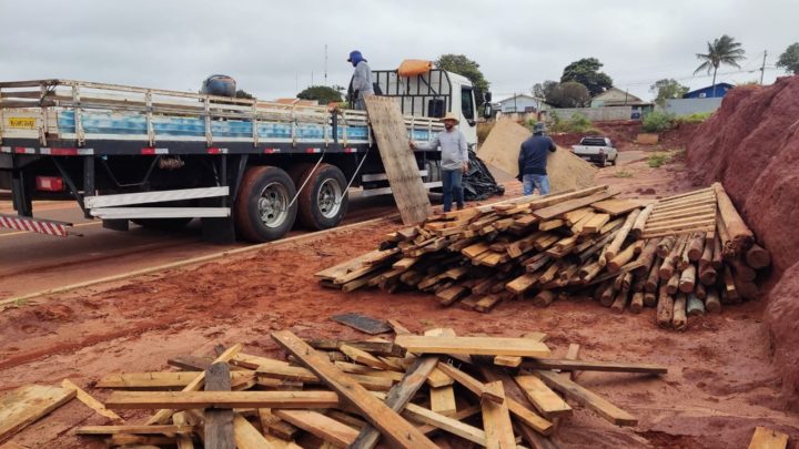 Empresa chega a Mundo Novo para construir as 90 casas no bairro Berneck