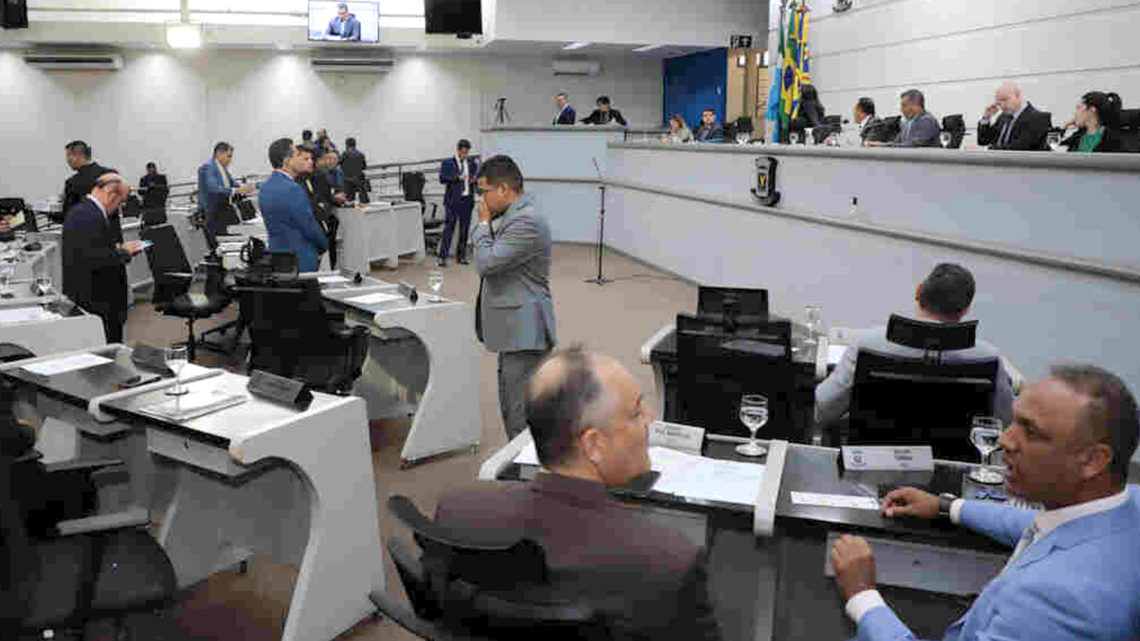 Vereadores mantêm veto sobre emendas ao orçamento de Campo Grande durante sessão