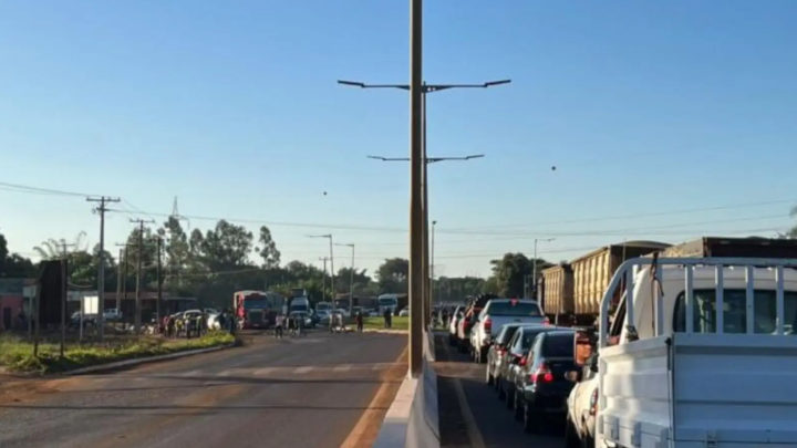 Indígenas bloqueiam rodovia em Dourados em novo protesto contra o Marco Temporal