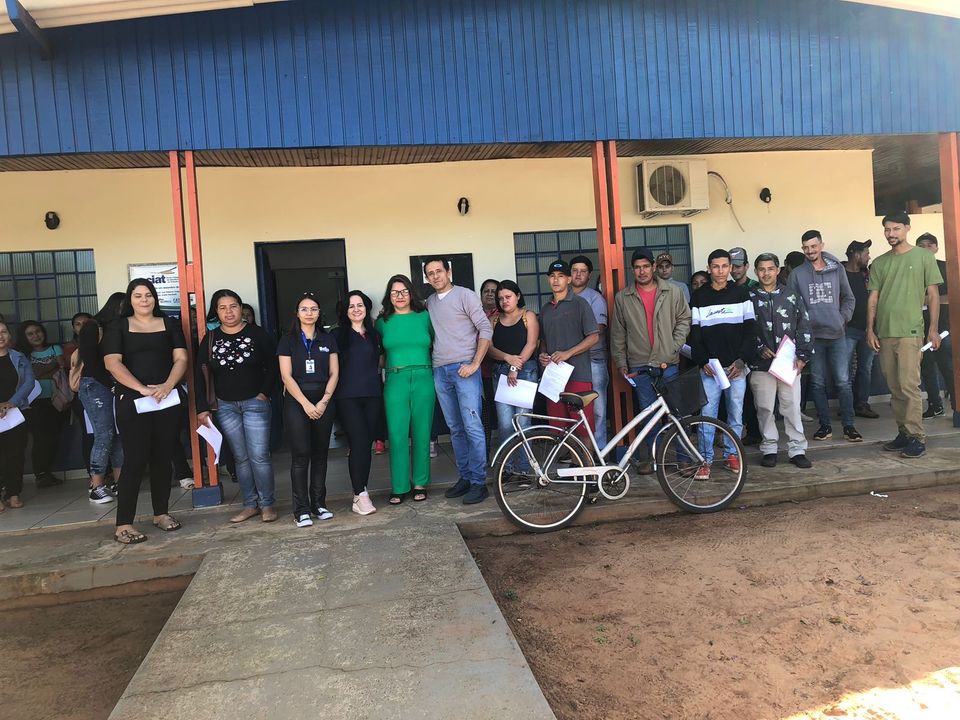 CASA DO TRABALHADOR RECEBE CANDIDATOS PARA ENTREVISTA DE EMPREGO  NA EMPRESA FRANGO BELLO.