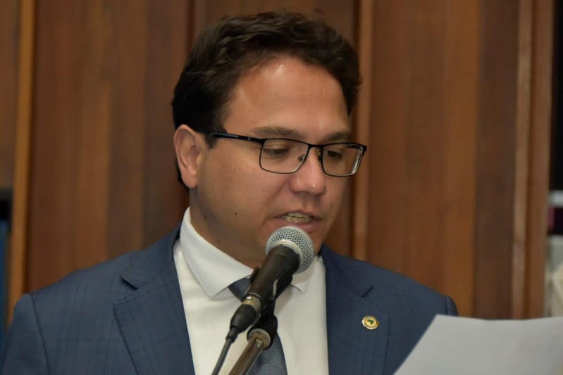 “É um verdadeiro abuso”, afirma deputado Pedrossian Neto sobre a condução da concessão da BR-163