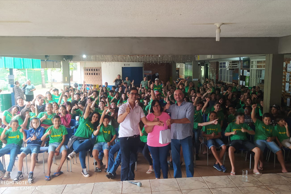 Palestra com o vice-prefeito, Dr. Bruno, abordou questões relacionadas a saúde mental para alunos da Escola Estadual JJ