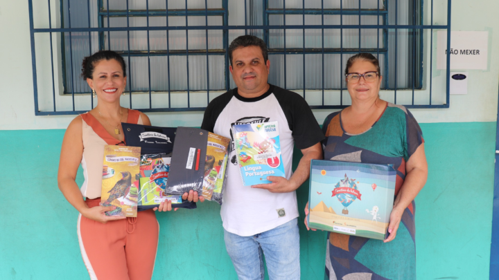 Educação de Mundo Novo recebeu mais de 900 livros para alunos e professores das escolas municipais