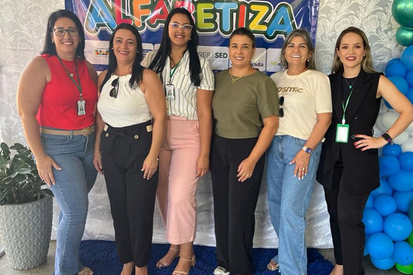 Japorã participa na recepção de entrega da Coletânea do 1º e 2º ano do programa de Alfabetização MS Alfabetiza