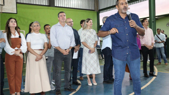 Governador do Estado de Mato Grosso do Sul Eduardo Riedel inaugurou e entregou obras em Eldorado – MS