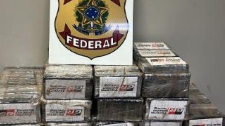 Ação conjunta entre Policias Federais do PR e MS resulta na apreensão de helicóptero com 243,7kg de cocaína