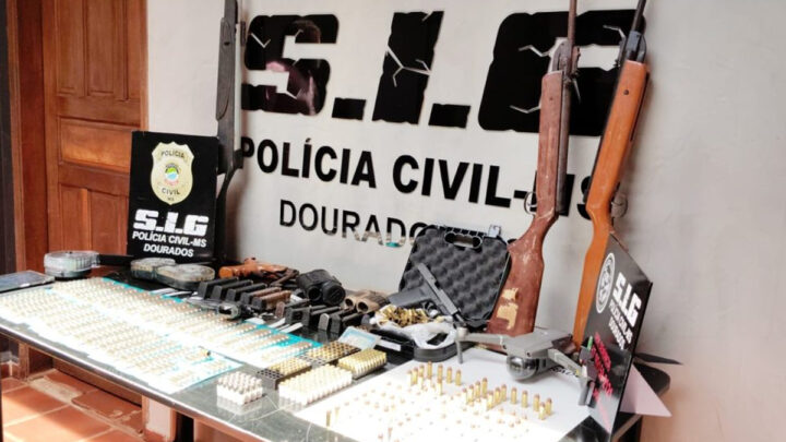 Polícia Civil apreende arsenal em casa de suspeito de ser o mandante de homicídio de pecuarista em Sete Quedas