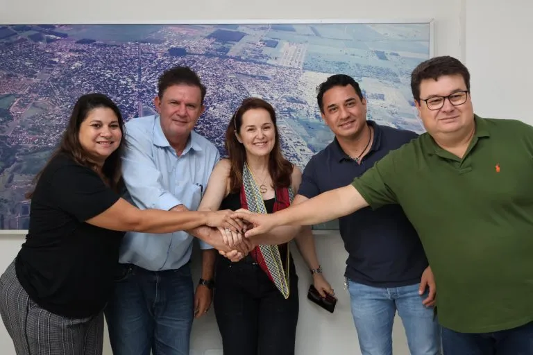 Empresária confirma instalação de indústria têxtil em Naviraí; Executivo prepara projeto de incentivo