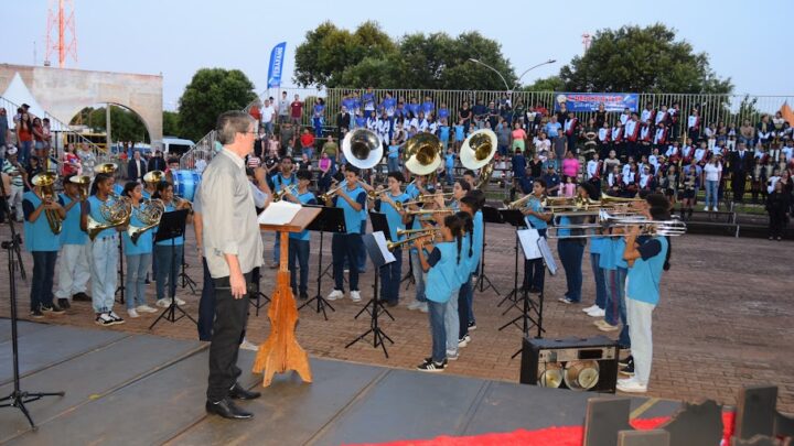 BELÍSSIMAS APRESENTAÇÕES MARCARAM A 1ª ETAPA DO CIRCUITO ESTADUAL DE BANDAS E FANFARRAS EM IGUATEMI.