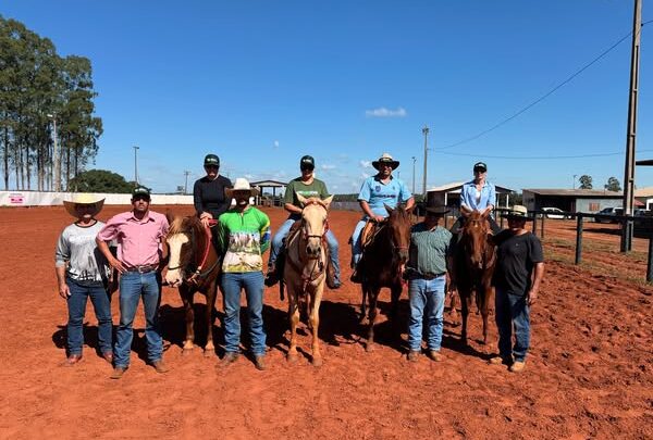 Curso de equitação reforça parceria entre Senar e Prefeitura de Japorã