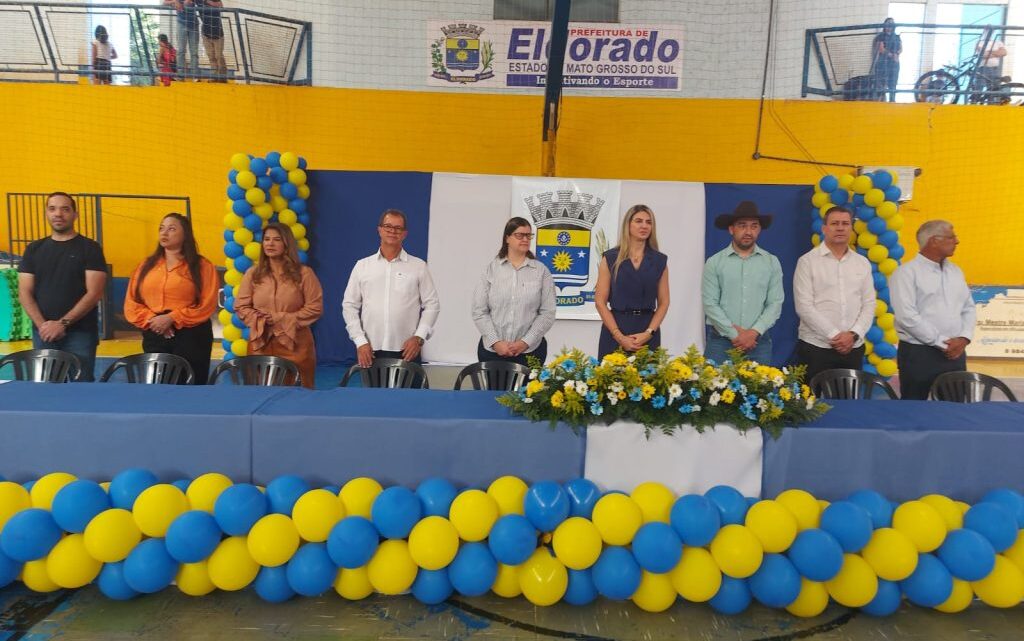 Evento dos 49 anos reúne milhares em Eldorado