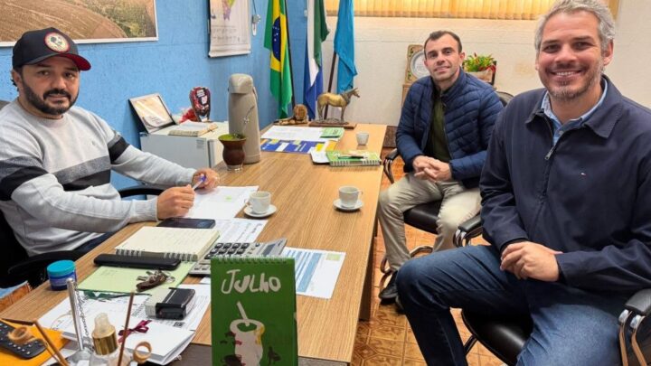 Tacuru acompanha processo de doação de imóveis da União para fins públicos