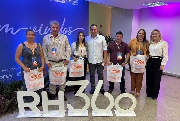 Prefeito Malaquias é homenageado durante o evento RH360