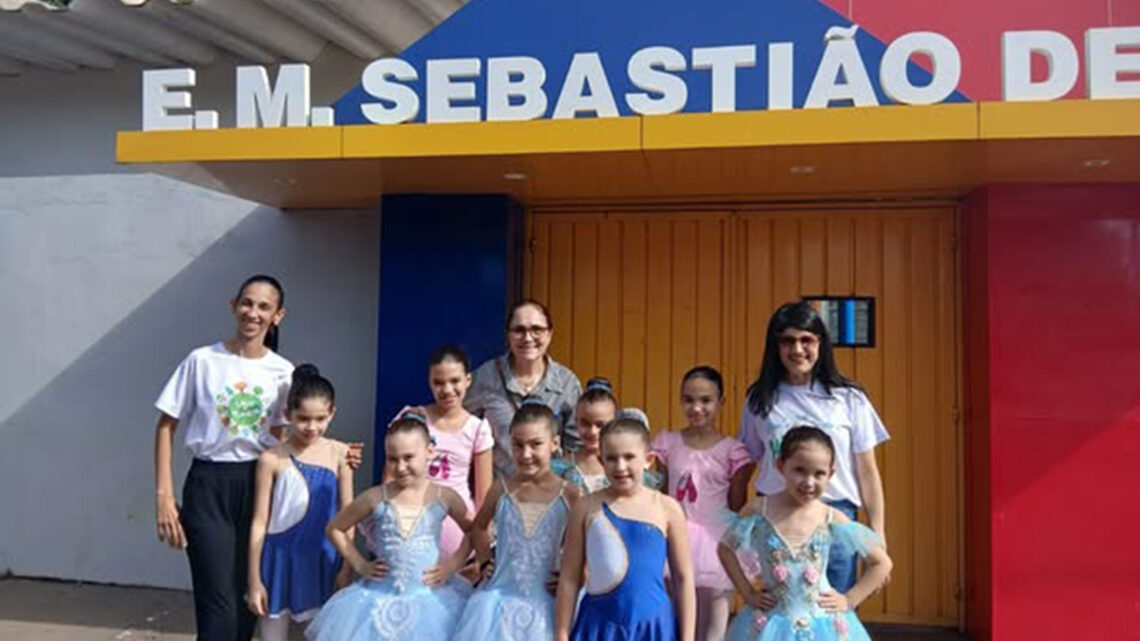 Interação entre projetos de ginástica e dança encanta comunidade escolar