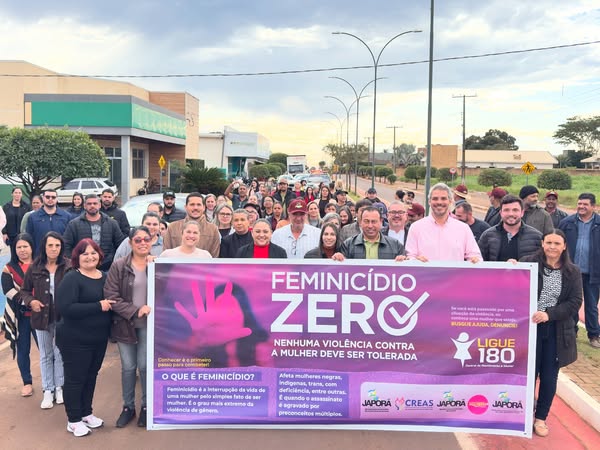 Passeata de Conscientização sobre o Feminicídio mobiliza servidores e percorre a Avenida de Japorã