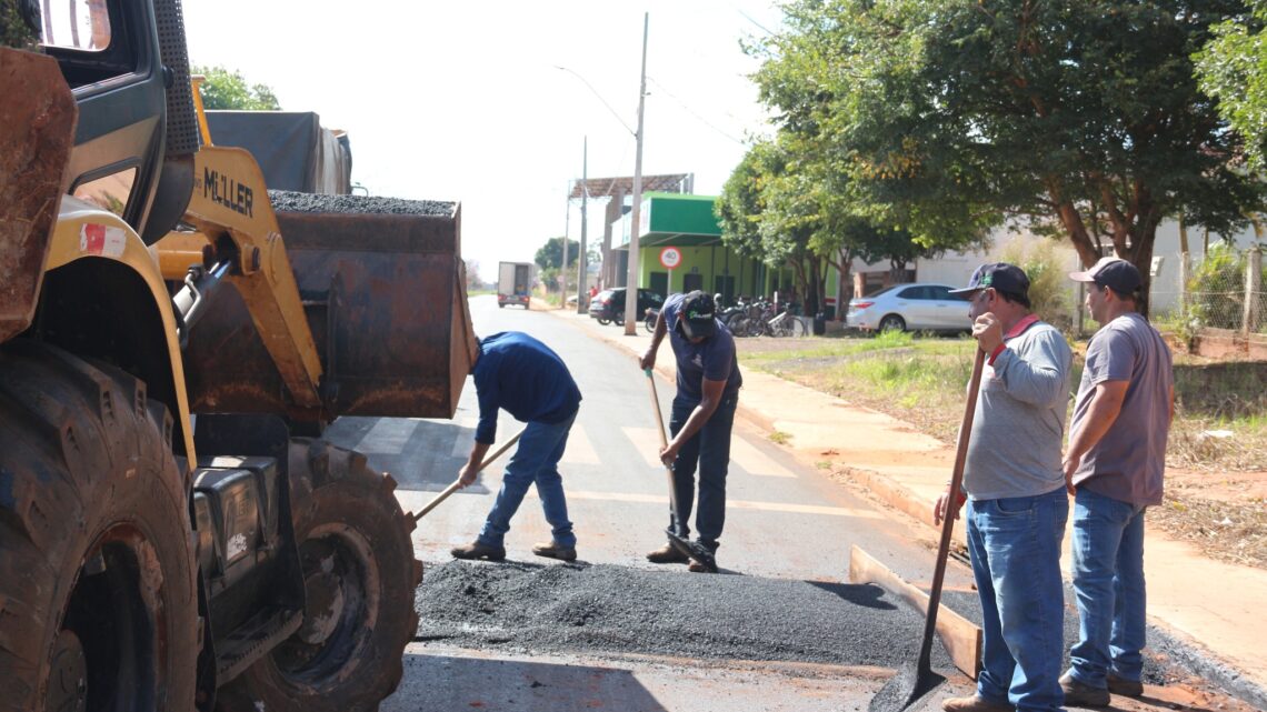Governo de Mundo Novo realiza a construção de mais três redutores de velocidade no município e pede atenção aos motoristas