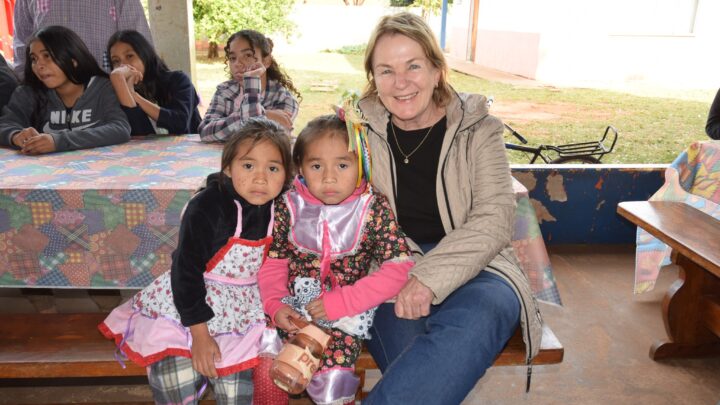 SECRETARIA DE ASSISTÊNCIA SOCIAL DE IGUATEMI REALIZOU FESTA JULINA PARA OS ALUNOS DO PROGRAMA “NOVO OLHAR”.