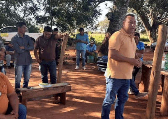 PREFEITO DE JAPORÃ  VITOR MALAQUIAS PARTICIPA DE ENTREGA DE CAIXAS D’AGUA PARA FAMILIAS INDIGENAS