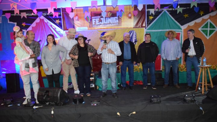 PREFEITURA DE IGUATEMI PROMOVE A MAIOR FESTA JULINA MUNICIPAL DA REGIÃO DO CONE SUL.