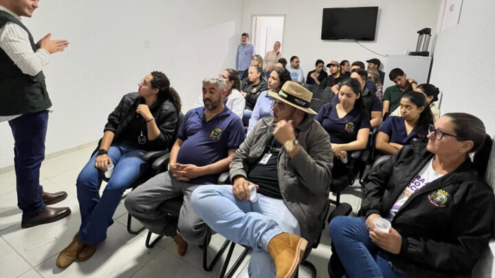 Saúde e Assistência Social promovem palestra sobre saúde emocional para servidores em Japorã