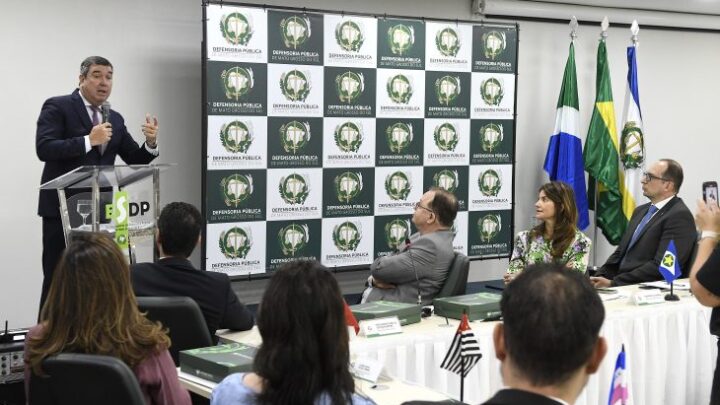 Em encontro com defensores públicos, Governo de MS defende inclusão e combate a extrema pobreza