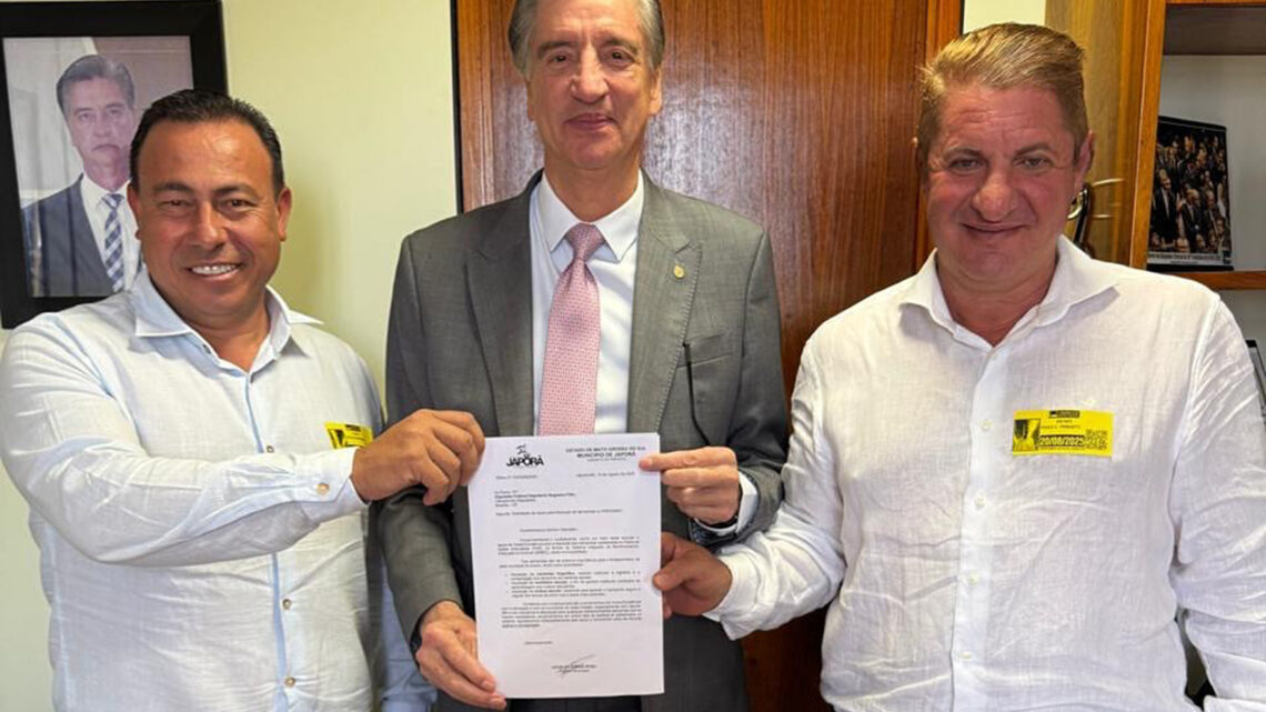 Em agenda com o Deputado Federal Dagoberto Nogueira, o Prefeito Malaquias e o Secretário Geral Paulo Franjotti garantiram importantes conquistas para Japorã!