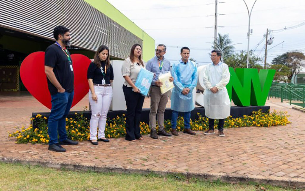 Prefeitura e IFMS firmam parceria para doação de aventais hospitalares