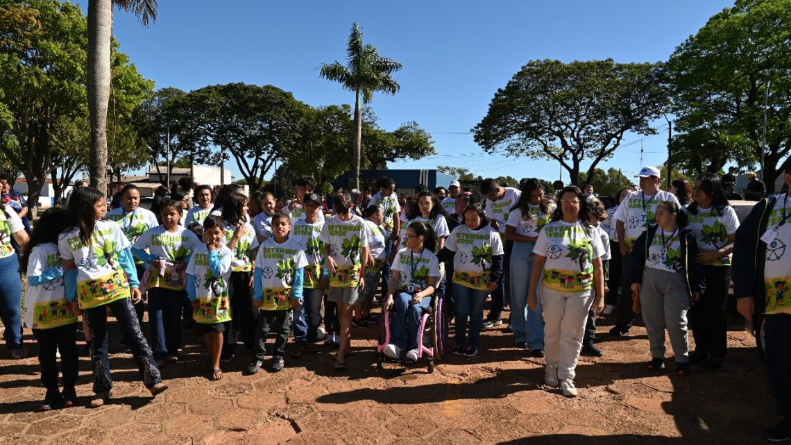 Terceira Caminhada pela Inclusão é realizada em Itaquiraí