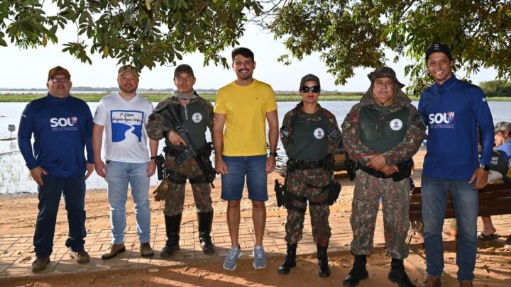 Projeto Água Limpa retira 4 toneladas de lixo do Rio Paraná
