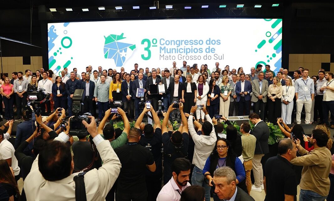 Eldorado e Cidade Empreendedora durante 3º Congresso dos Municípios de MS