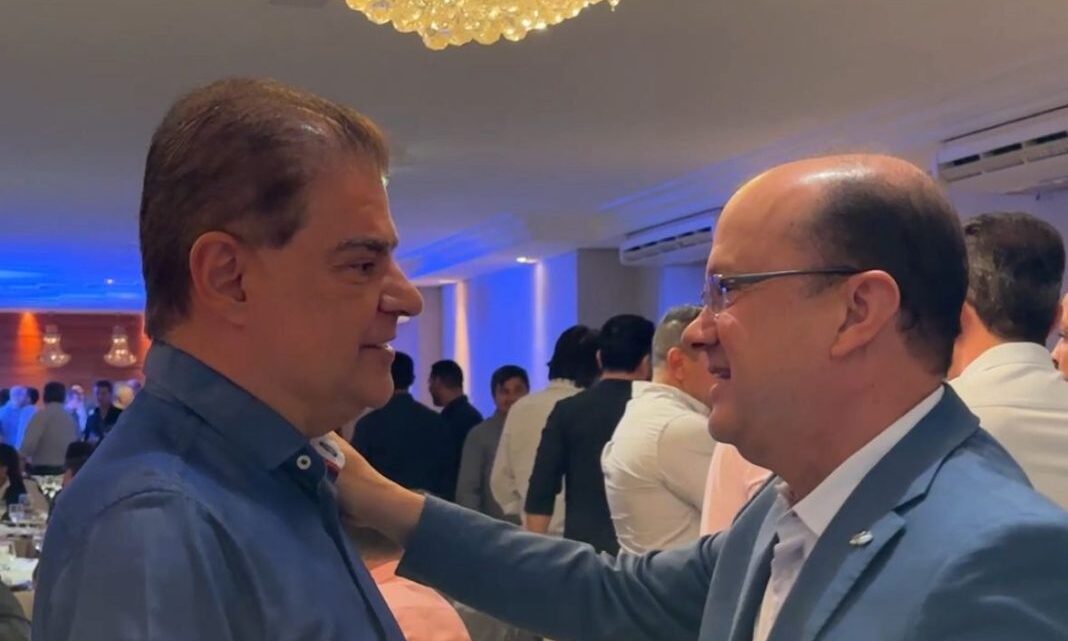 Senador Nelsinho reúne 45 prefeitos em evento