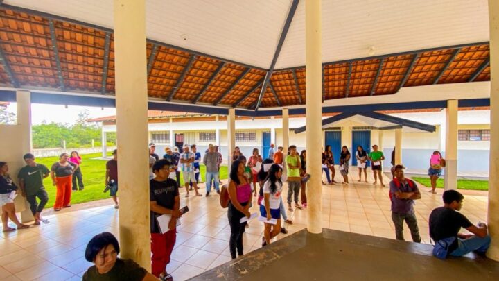 JAPORÃ – Parceria prefeitura e Bello Alimentos garante empregos para 40 indígenas