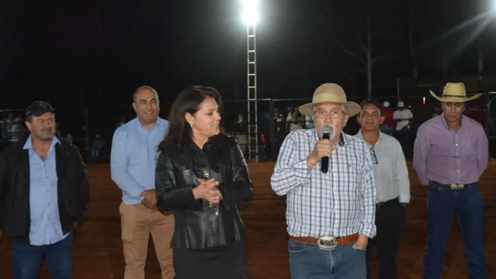 Com três dias de competição, 1º Rodeio Fest Show em Iguatemi contou com 42 peões