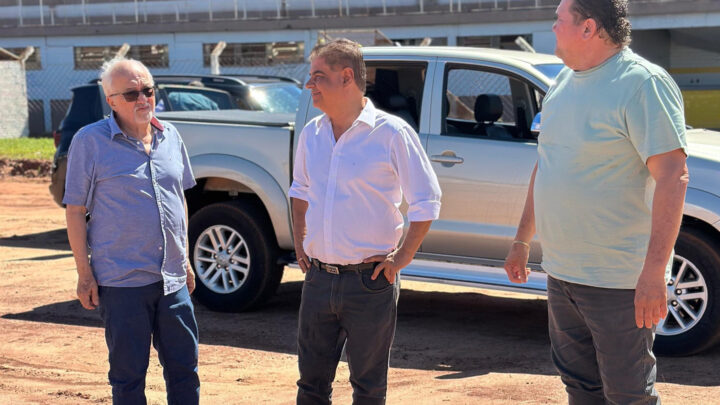 SENADOR NELSINHO TRAD VISITA IGUATEMI E ACOMPANHA OBRAS REALIZADAS COM RECURSOS DE SUAS EMENDAS