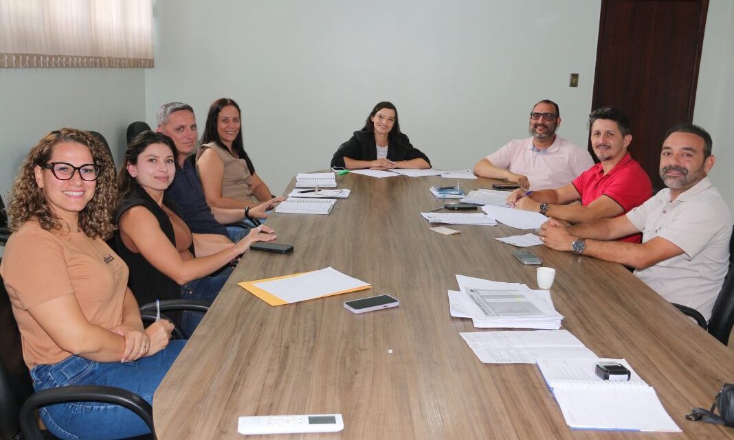 Administrativo realiza reunião de alinhamento para o início das convocações dos aprovados no concurso público nesta terça-feira (09)