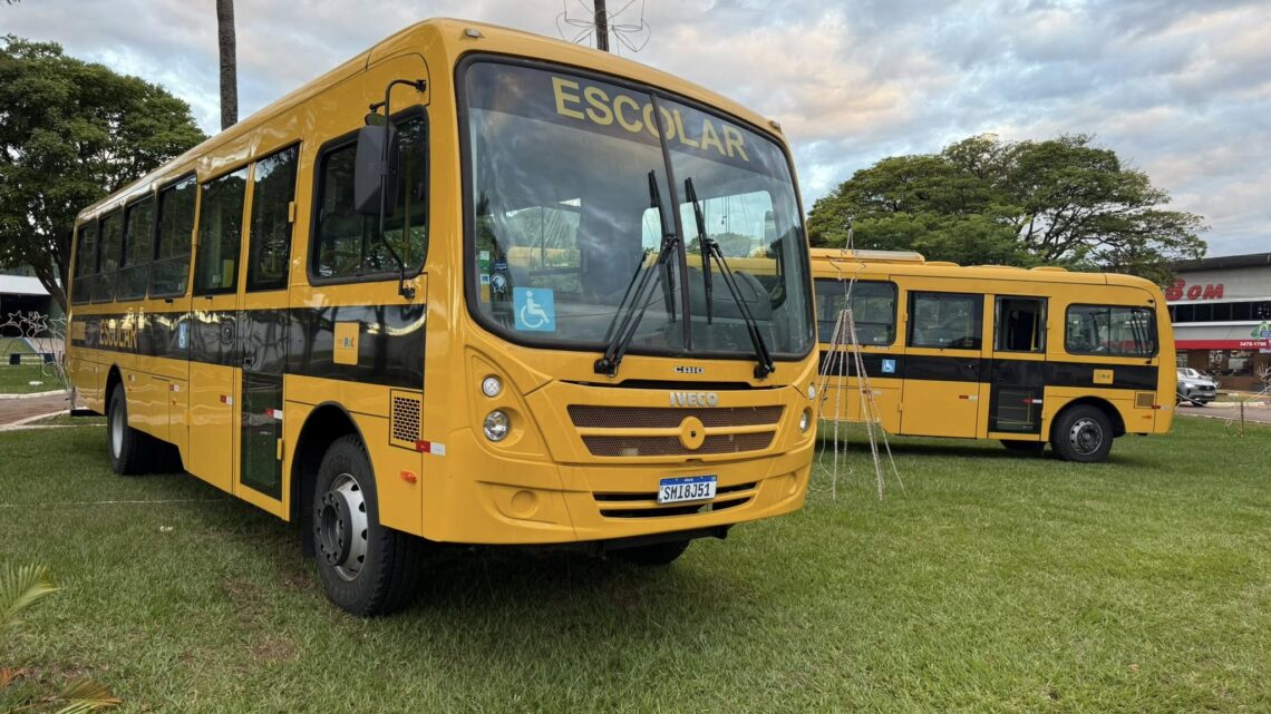 Itaquiraí reforça o transporte escolar com mais dois novos ônibus