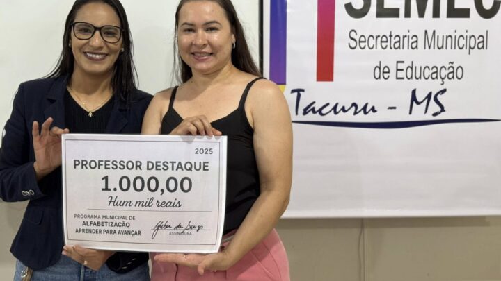 Educação de Tacuru realizou a 1ª edição do prêmio “Professor Destaque do ano de 2025”