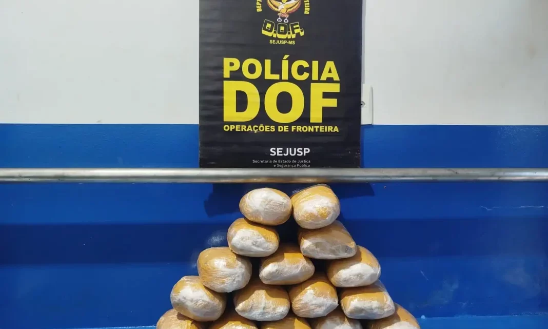 DOF apreende em Amambai adolescente que seguia com droga para Dourados