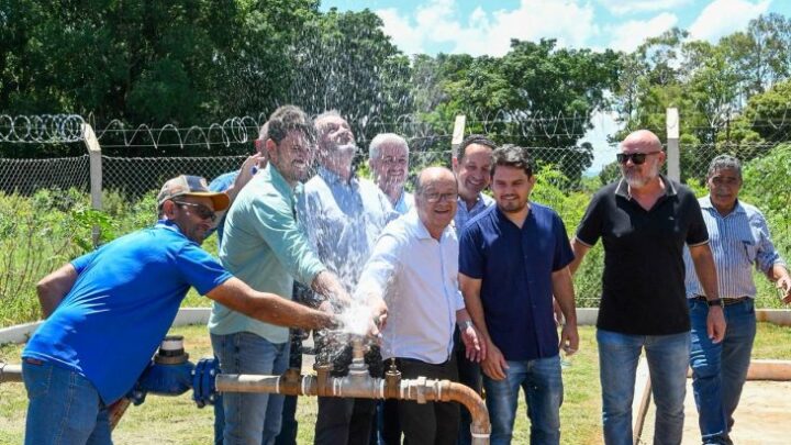 Prefeitura de Itaquiraí e Governo do Estado abrem o registro de 1 dos 6 poços no P.A. Santa Rosa e reforçam políticas públicas no campo