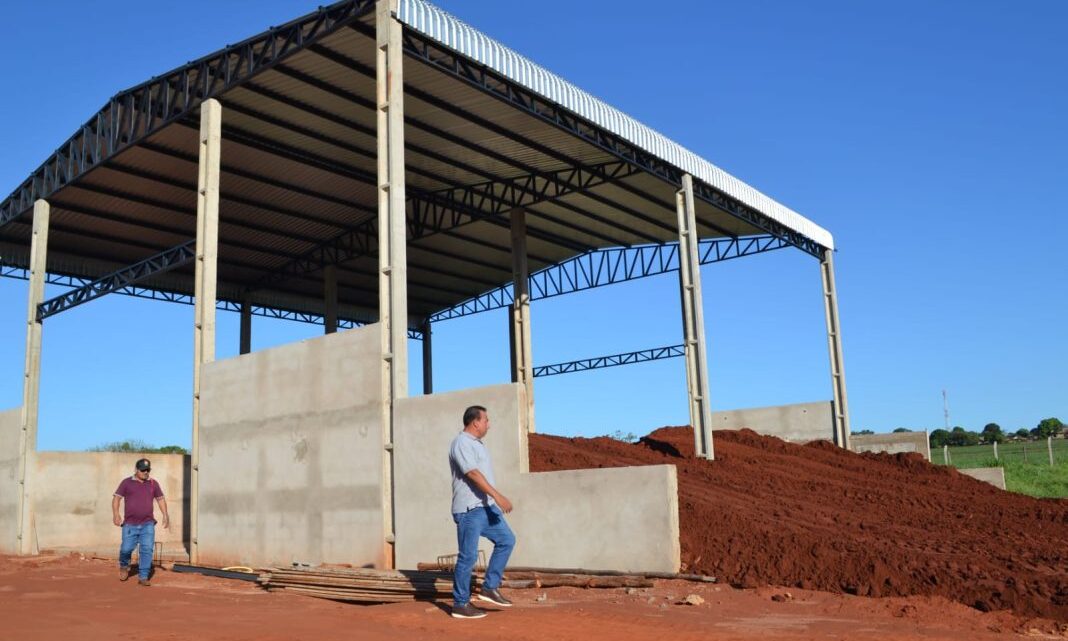 Japorã constrói Estação de Transbordo para embarque do lixo doméstico