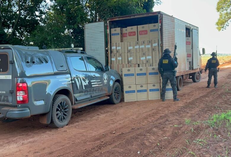 Caminhão furtado no Paraná é recuperado com carga milionária de cigarros em Mundo Novo