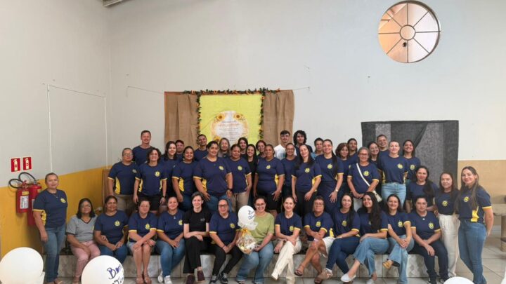 PROFESSORES DA ESCOLA MUNICIPAL DE TEMPO INTEGRAL TANCREDO NEVES FORAM RECEPCIONADOS COM CAFÉ DA MANHÃ ESPECIAL.
