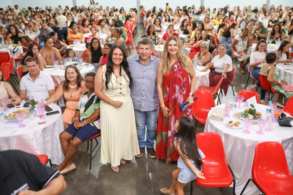 Uma noite especial para celebrar a mulher